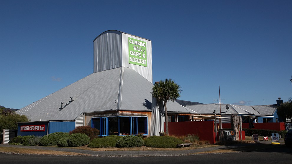 Backpackers in Turangi